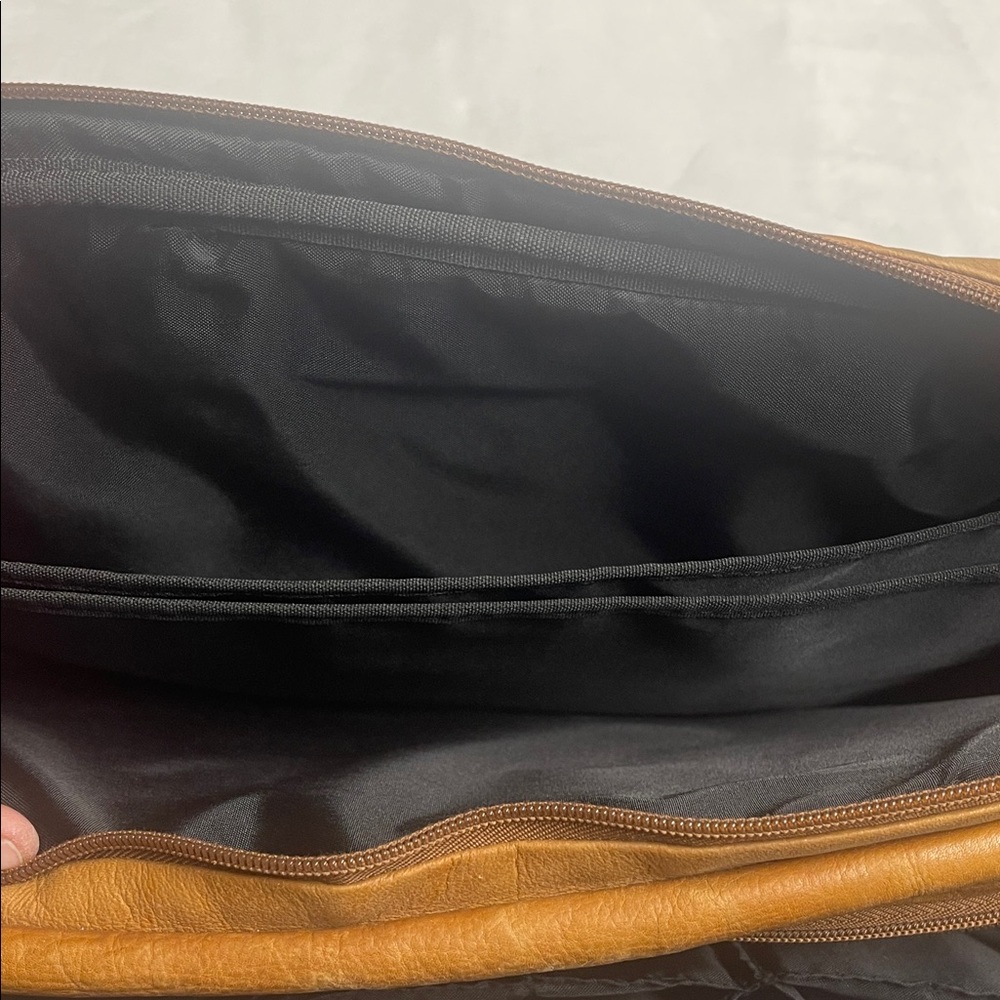 Leather Men's Vintage Leather briefcase - Picture 5 of 8